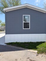 14001 S Western Ave in Blue Island, IL - Building Photo