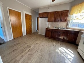 152 W 27th St in Bayonne, NJ - Building Photo - Building Photo