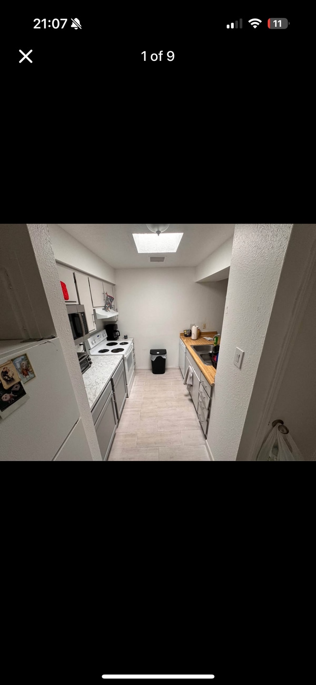 12204 Menaul Blvd NE, Unit B in Albuquerque, NM - Foto de edificio - Building Photo