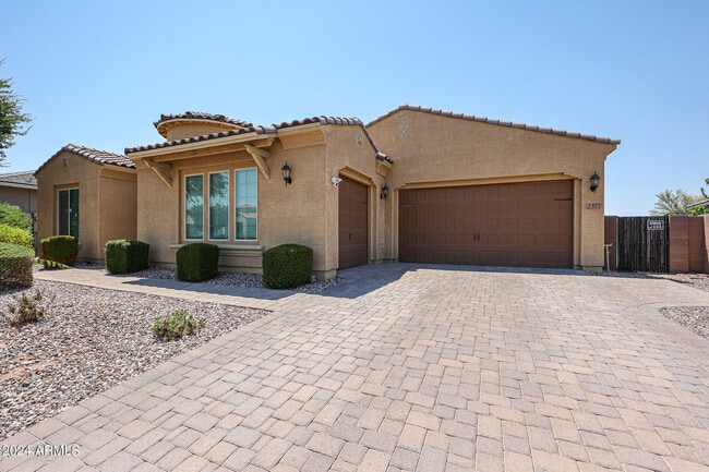 2377 E Galileo Dr in Gilbert, AZ - Building Photo - Building Photo