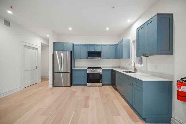 1209 Littleton Rd in Morris Plains, NJ - Foto de edificio - Building Photo