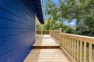 4128 Idywood Ave in Moss Point, MS - Building Photo - Building Photo