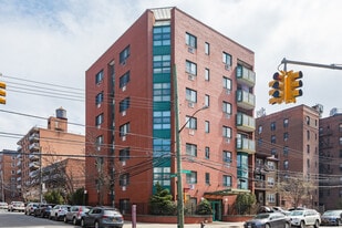 4133 Parsons Blvd in Flushing, NY - Building Photo