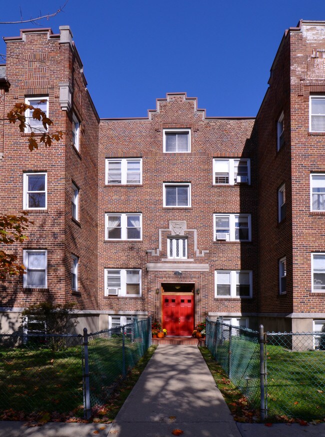 34 Merritt Ave in White Plains, NY - Foto de edificio - Building Photo