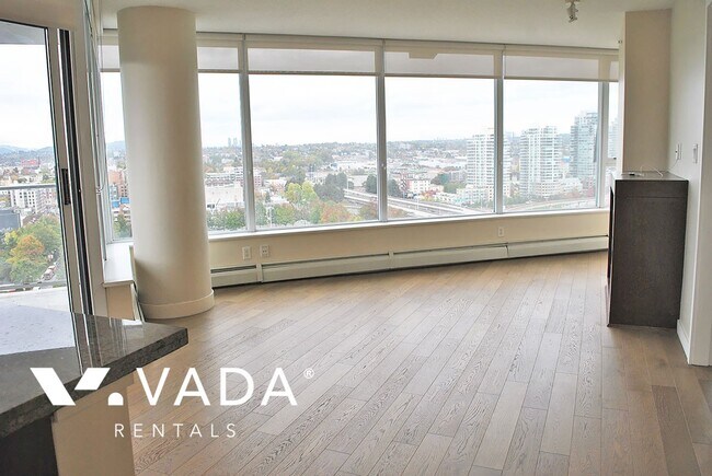 688 Abbott St in Vancouver, BC - Building Photo - Building Photo