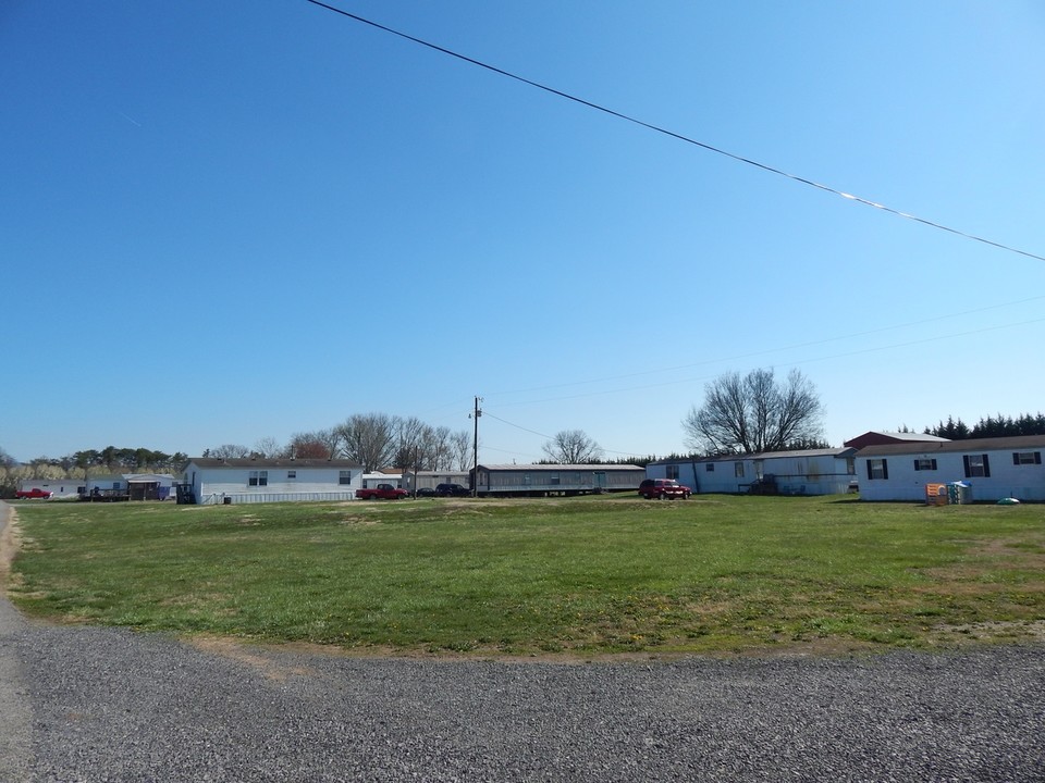 Meadow View Mobile Home Park in Maryville, TN - Building Photo