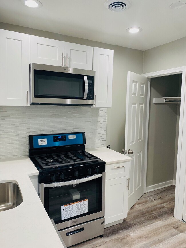 3826 Germantown Ave in Philadelphia, PA - Building Photo - Building Photo