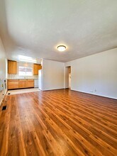 1344 Warner Ave in Sunnyvale, CA - Foto de edificio - Building Photo