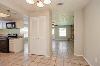 9559 Sutter Park Ln photo'