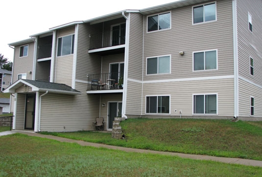 Southview Apartments in Hibbing, MN - Building Photo