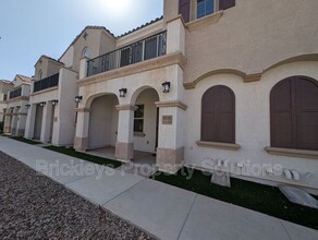 4046 E Pony Ln in Gilbert, AZ - Building Photo - Building Photo