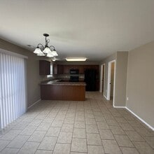 464 Oak Brook Estate Ct in Walnut Shade, MO - Building Photo - Building Photo