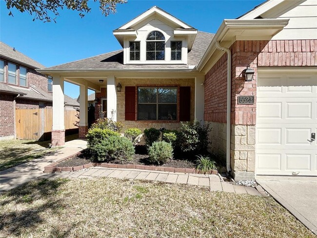 5523 Baby Blue Ln in Katy, TX - Foto de edificio - Building Photo