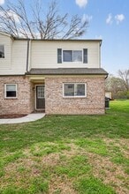 601 E Grundy St, Unit B in Tullahoma, TN - Building Photo - Building Photo