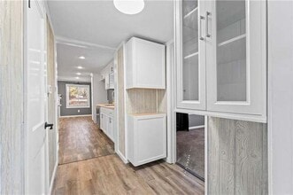 2728 S Westport Rd in Independence, MO - Building Photo - Building Photo