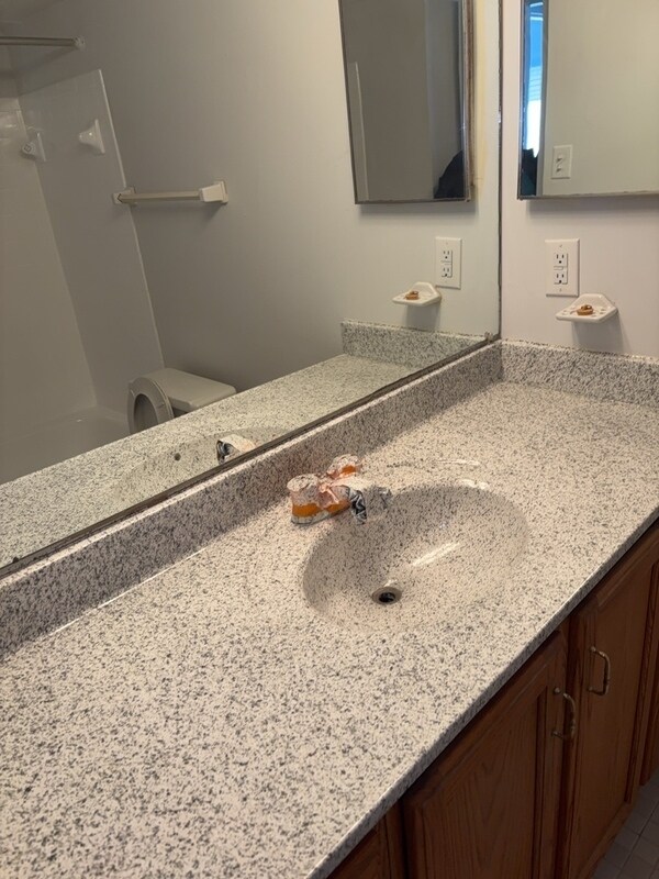 5604 Crenshaw Rd in Richmond, VA - Building Photo - Building Photo