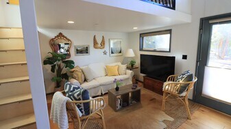 61304 SE Wizard Ln in Bend, OR - Building Photo