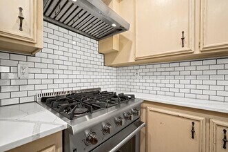 2742 Pine Creek Cir in Fullerton, CA - Building Photo - Building Photo
