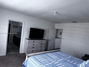 13201 SW 269th Ter in Naranja, FL - Building Photo - Building Photo