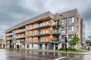 6311a Boul Gouin O in Montréal, QC - Building Photo