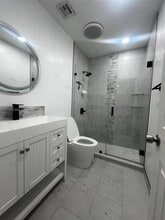 19162 Bob-O-Link Dr in Hialeah, FL - Building Photo - Building Photo