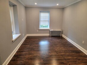6 West Ave in Larchmont, NY - Building Photo - Building Photo