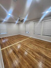 202 Las Palmas Dr in San Antonio, TX - Foto de edificio - Building Photo