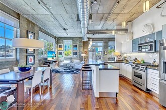 410 NW 1st Ave in Fort Lauderdale, FL - Building Photo - Building Photo