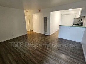 2619 Acacia St in Stockton, CA - Building Photo - Building Photo