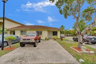 14220 SW 133 Ave in Miami, FL - Building Photo - Building Photo