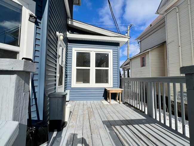 216 E South St in Woodstock, IL - Building Photo - Building Photo