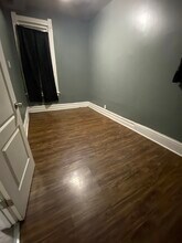 6618 S Marquette Rd in Chicago, IL - Building Photo - Building Photo