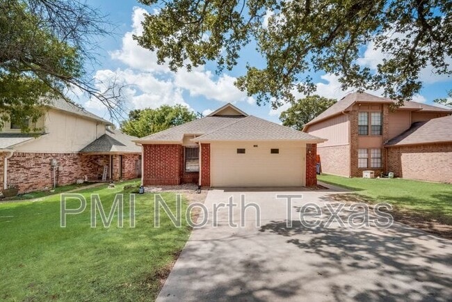 1324 Azalia Bend in Lewisville, TX - Building Photo - Building Photo
