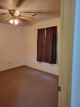 1226 Lake Dr in Lebanon, MO - Building Photo - Building Photo