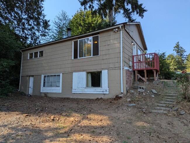 property at 14726 Manor Way