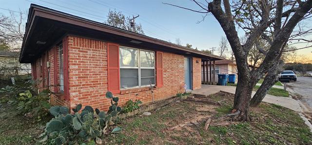 217 Fireside Village Dr in Keene, TX - Building Photo - Building Photo