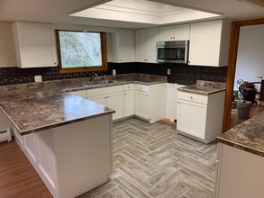 43 Kirkwood Ave in Kirkwood, NY - Building Photo - Building Photo