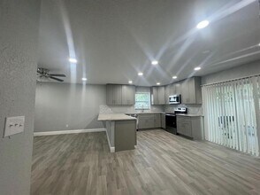 1916 Verano Dr in Haines City, FL - Building Photo - Building Photo