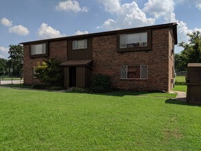 Cherokee Apartments in Tulsa, OK - Building Photo - Building Photo