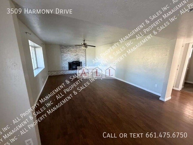 3509 Harmony Dr in Bakersfield, CA - Building Photo - Building Photo