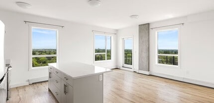 639 Main in Saskatoon, SK - Building Photo - Building Photo