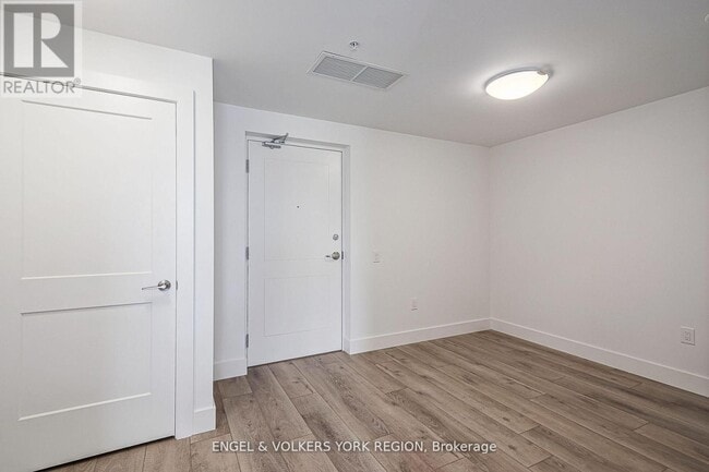 4 Kimberly Ln in Collingwood, ON - Building Photo - Building Photo