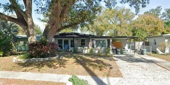 6035 67th Ave N in Pinellas Park, FL - Building Photo