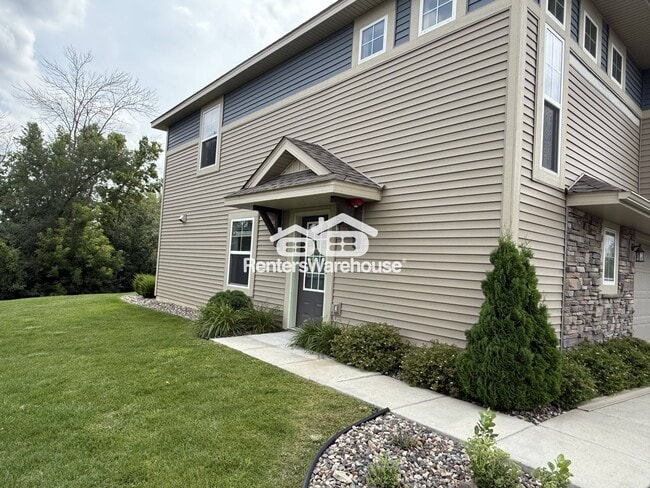 5651 Cattail Ct NE in Prior Lake, MN - Building Photo - Building Photo