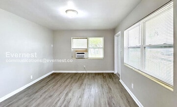913 E 11th Ave in Tampa, FL - Building Photo - Building Photo