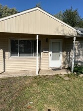 3643 SW Clare Ave in Topeka, KS - Building Photo - Building Photo