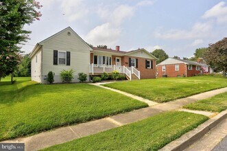 513 Oak Grove Rd in Linthicum Heights, MD - Building Photo - Building Photo