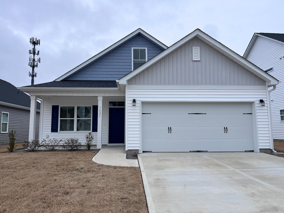 1621 Grey Cliff Run in Wilmington, NC - Foto de edificio