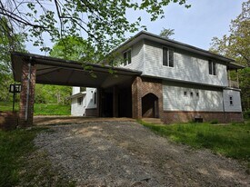 3169 Oakland Zion Pl in Fayetteville, AR - Building Photo