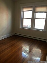 208 Winthrop Rd in Brookline, MA - Foto de edificio - Building Photo